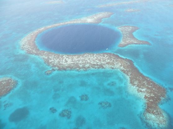 A Belizean Beauty– Come fly with us to the Great Blue Hole